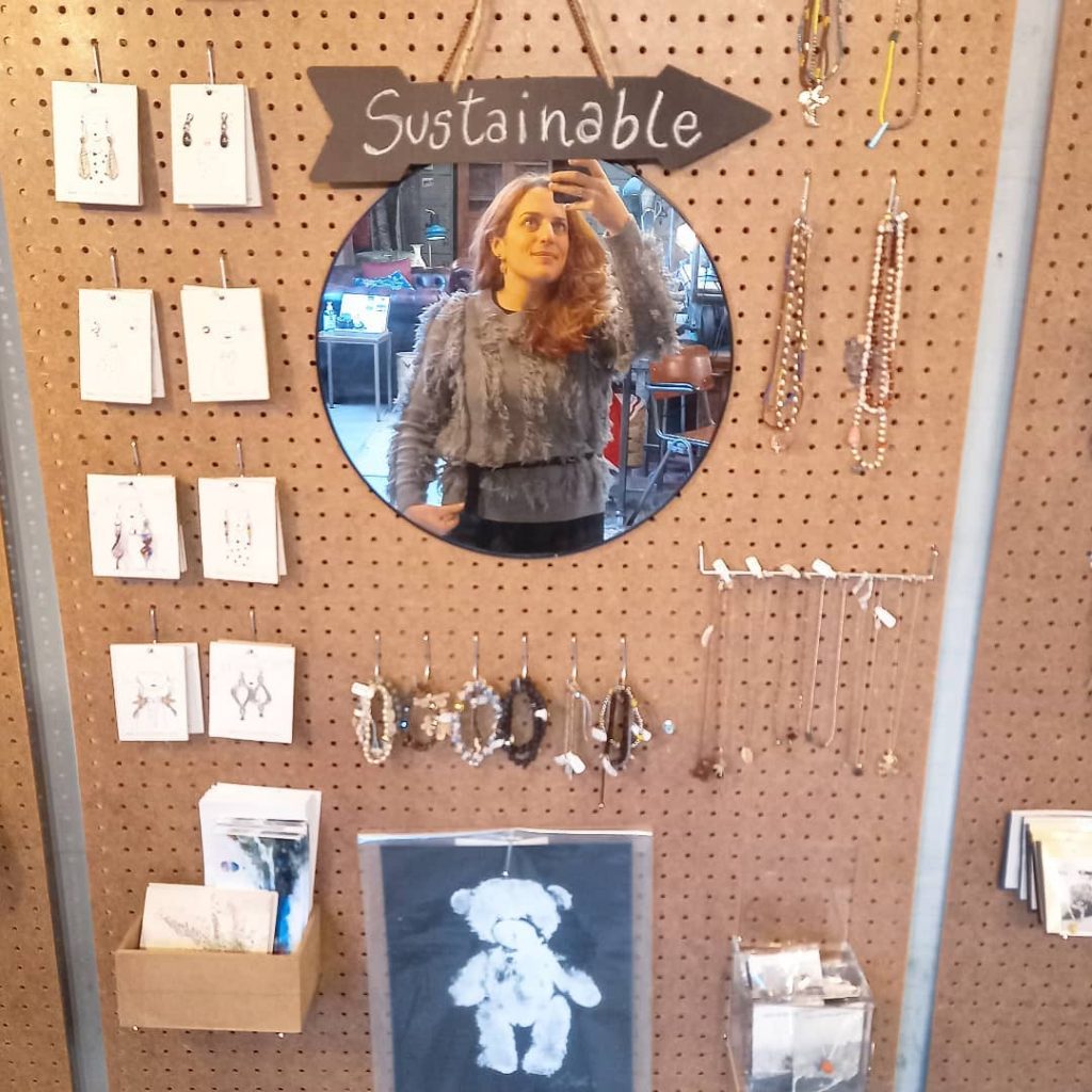 Circleofdots Lucia 1024x1024