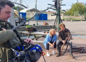 20231201 Vuigmakers BinnensteBuitenTV 300x217